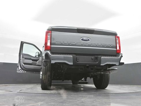 New 2025 Ford F350 XLT image 33