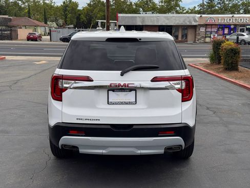 Used 2022 GMC Acadia SLE FWD image 5