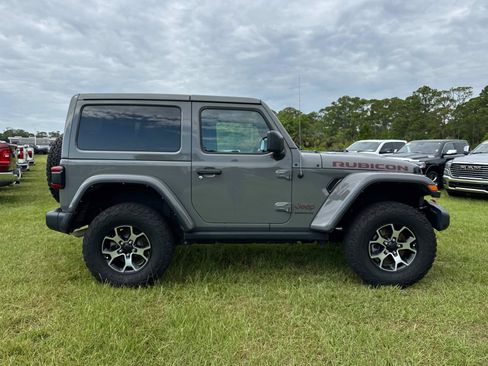 Used 2022 Jeep Wrangler Rubicon w/ LED Lighting Group AWD/4WD image 2