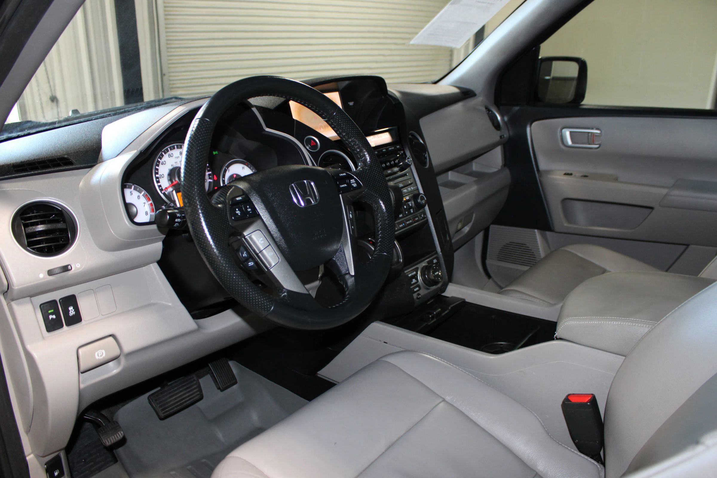 Used 2014 Honda Pilot Touring image 21