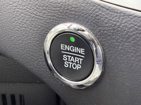 Used 2021 Ford Edge ST-Line AWD/4WD image 17
