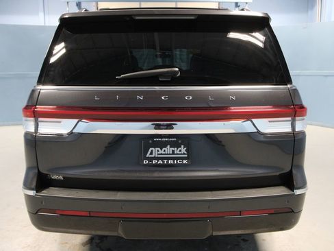 Used 2024 Lincoln Navigator L Reserve image 41