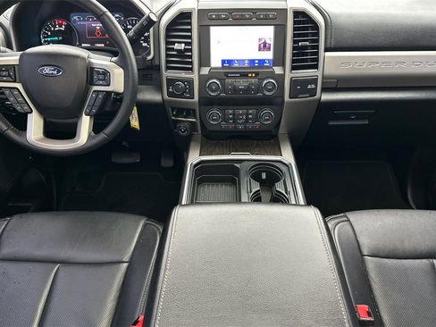 Used 2021 Ford F250 Lariat image 10