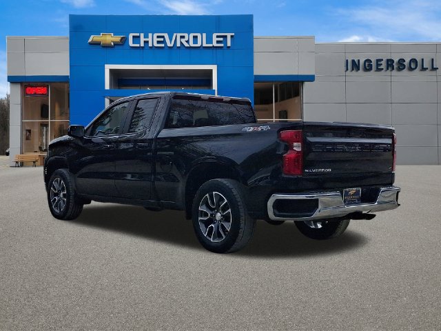 Used 2024 Chevrolet Silverado 1500 LT AWD/4WD image 24