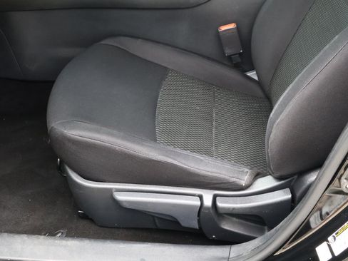 Used 2020 Nissan Sentra S FWD image 13