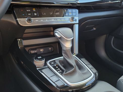Used 2025 Kia Seltos S FWD image 26