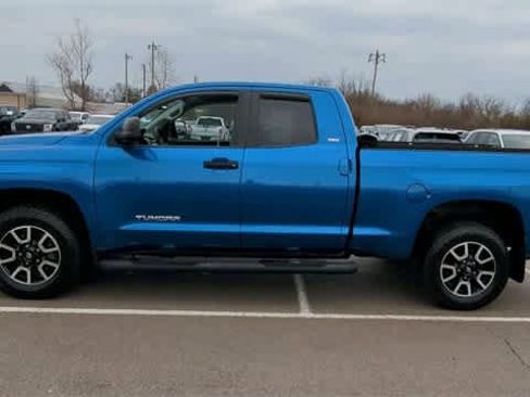 Used 2017 Toyota Tundra SR5 w/ SR5 Upgrade Package image 5