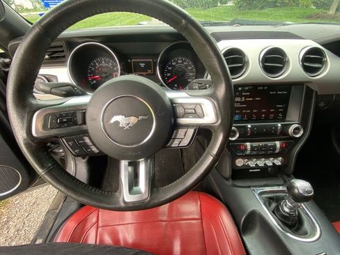 Used 2016 Ford Mustang GT Premium w/ Equipment Group 401A RWD image 10