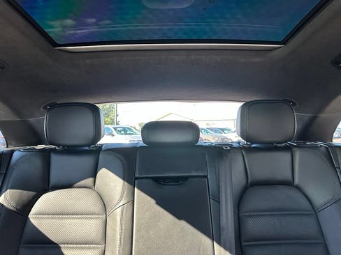 Used 2015 Porsche Macan Turbo AWD/4WD image 34
