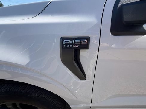 Used 2022 Ford F150 Lariat AWD/4WD image 10