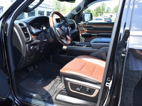 Used 2021 RAM 1500 Limited AWD/4WD image 12