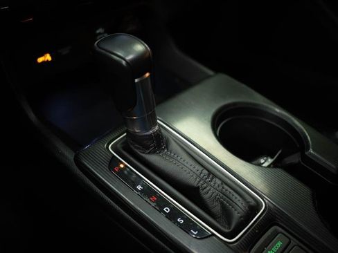 Used 2022 Honda Civic EX-L image 24