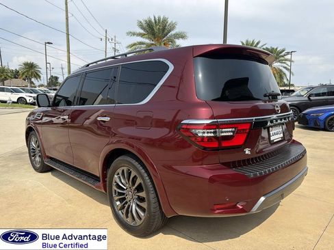 Used 2023 Nissan Armada Platinum w/ Captain's Chairs Package RWD image 7