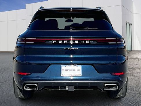 Certified 2026 Porsche Cayenne E-Hybrid AWD/4WD image 6
