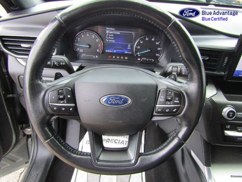 Certified 2020 Ford Explorer XLT w/ Equipment Group 202A AWD/4WD image 15