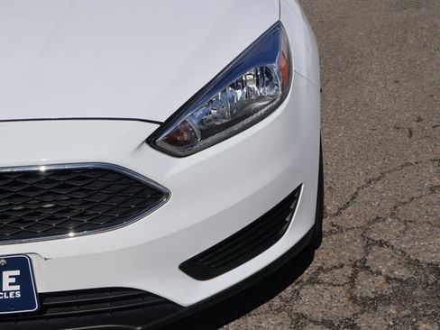 Used 2015 Ford Focus SE image 9