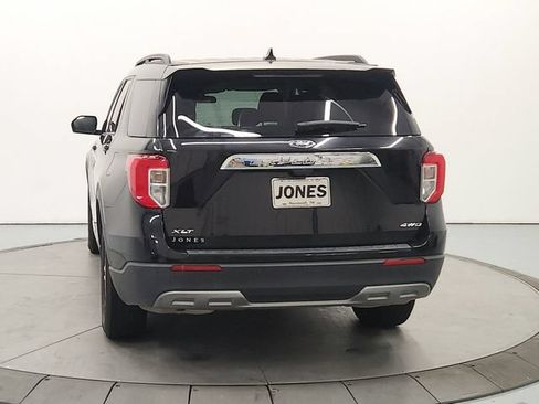 Used 2023 Ford Explorer XLT w/ Equipment Group 202A AWD/4WD image 7