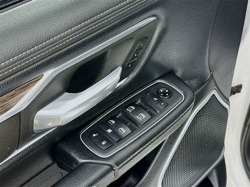 Used 2020 RAM 1500 Laramie image 20