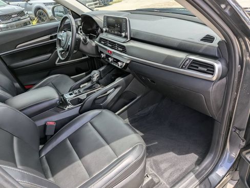 Used 2020 Kia Telluride LX FWD image 13
