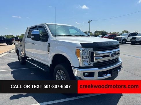 Used 2017 Ford F250 XLT w/ XLT Premium Package AWD/4WD image 2
