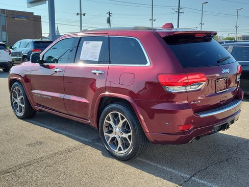 Used 2019 Jeep Grand Cherokee Overland AWD/4WD image 4