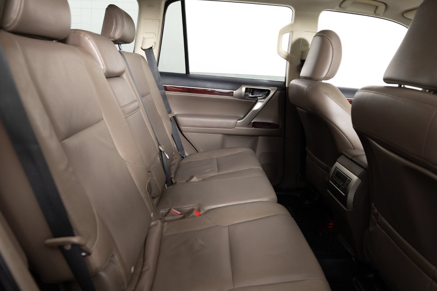 Used 2015 Lexus GX 460 w/ Premium Package AWD/4WD image 23