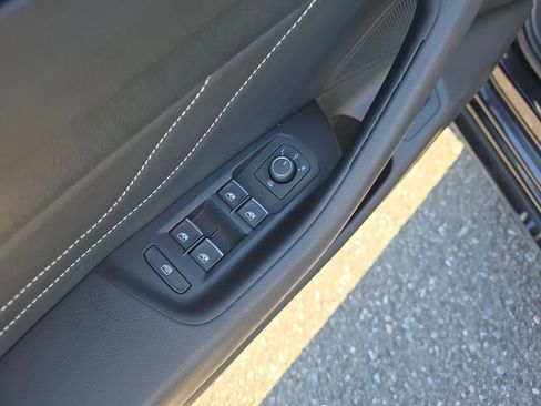 Used 2021 Volkswagen Arteon SE w/ Luggage Net & Mats Package image 19