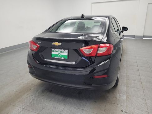 Used 2018 Chevrolet Cruze LT w/ Sun And Sound Package image 7