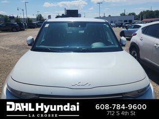 Used 2022 Kia Soul LX FWD video 1