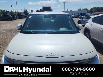 Used 2022 Kia Soul LX