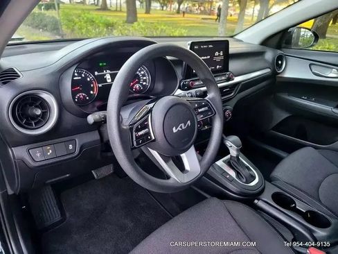 Used 2024 Kia Forte LXS FWD image 32