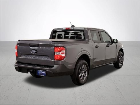 Certified 2025 Ford Maverick XLT FWD image 11