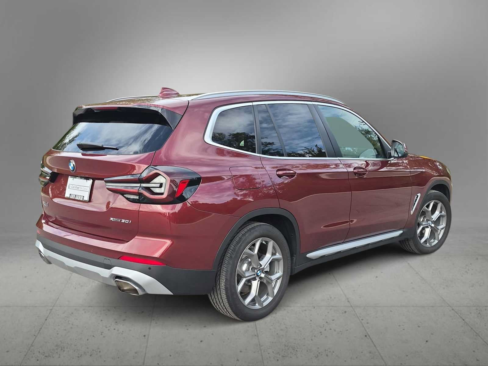 Used 2024 BMW X3 xDrive30i w/ Premium Package AWD/4WD image 8