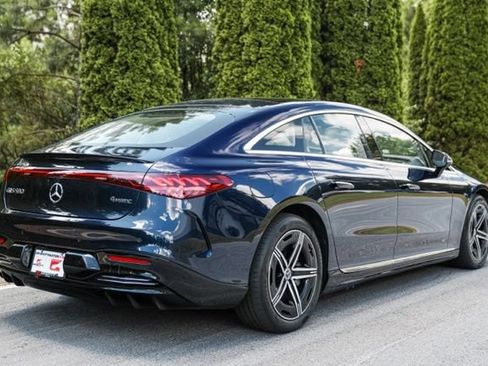 Used 2023 Mercedes-Benz EQS 580 4MATIC Sedan image 17