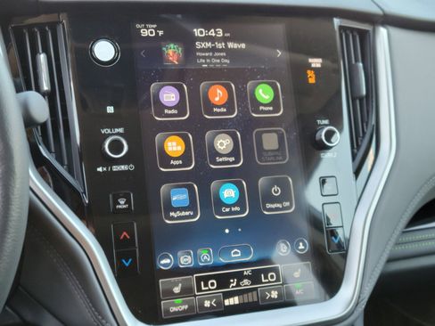 Used 2025 Subaru Outback Onyx Edition image 21