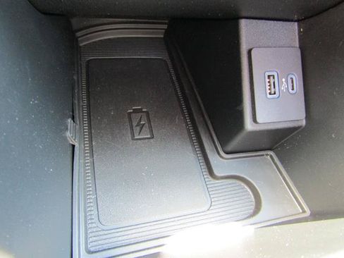 Used 2024 Ford Edge Titanium w/ Equipment Group 301A AWD/4WD image 27