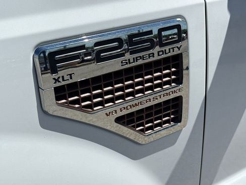 Used 2010 Ford F250 XL image 6