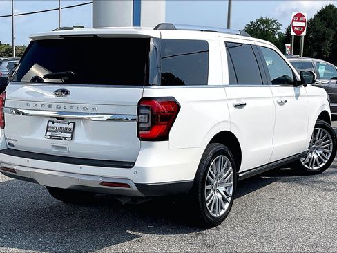 Certified 2023 Ford Expedition Limited AWD/4WD image 12