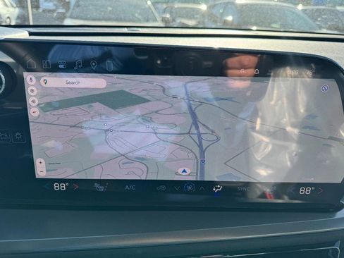 New 2026 Chevrolet Traverse LT image 40