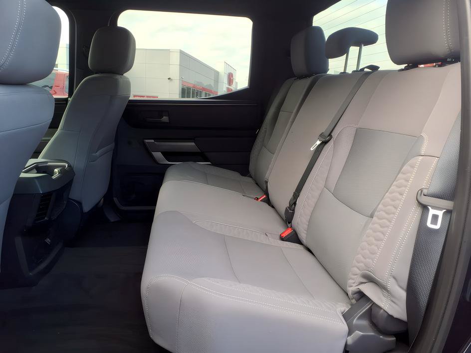 Used 2025 Toyota Tundra SR5 AWD/4WD image 12