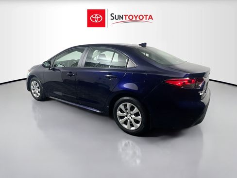 Used 2025 Toyota Corolla LE FWD image 6