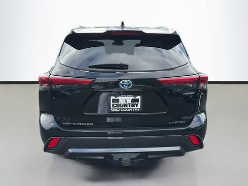 Used 2023 Toyota Highlander Limited AWD/4WD image 6
