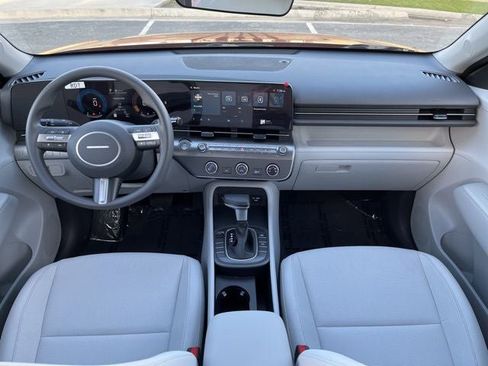 New 2026 Hyundai Kona SE image 19