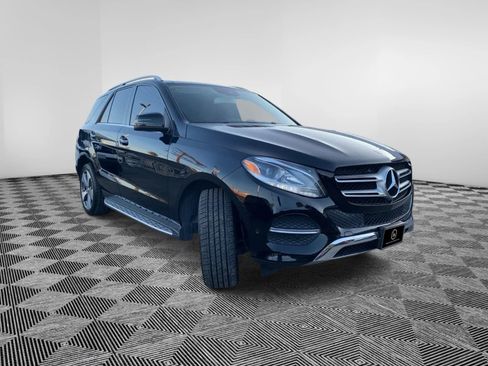 Used 2018 Mercedes-Benz GLE 350 GLE 350 Sport Utility 4D image 4
