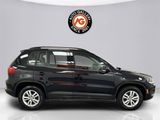 Used 2017 Volkswagen Tiguan S image 6