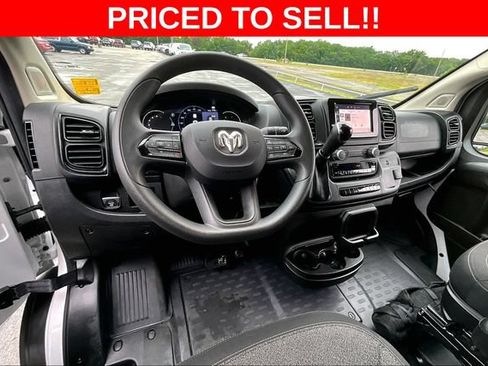 Used 2025 RAM ProMaster 2500 w/ U-Haul Equipment Group FWD image 8