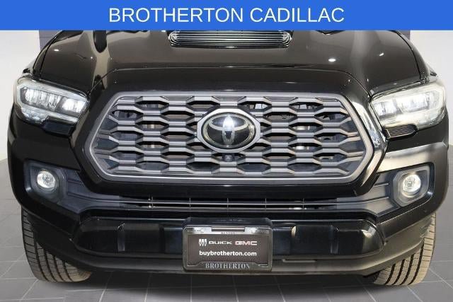 Used 2021 Toyota Tacoma TRD Sport w/ TRD Premium Sport Package AWD/4WD image 12