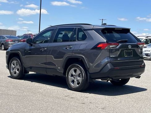 Used 2024 Toyota RAV4 LE AWD/4WD image 11