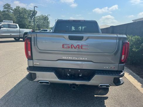 Used 2026 GMC Sierra 1500 AT4 w/ AT4 Premium Package AWD/4WD image 12