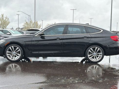 Used 2017 BMW 330i Gran Turismo xDrive image 7